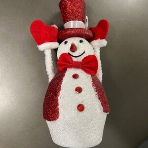 Set of 6 Christmas ornaments. Classic Christmas theme: JOY, SNOWMAN, SNOWFLAKE
